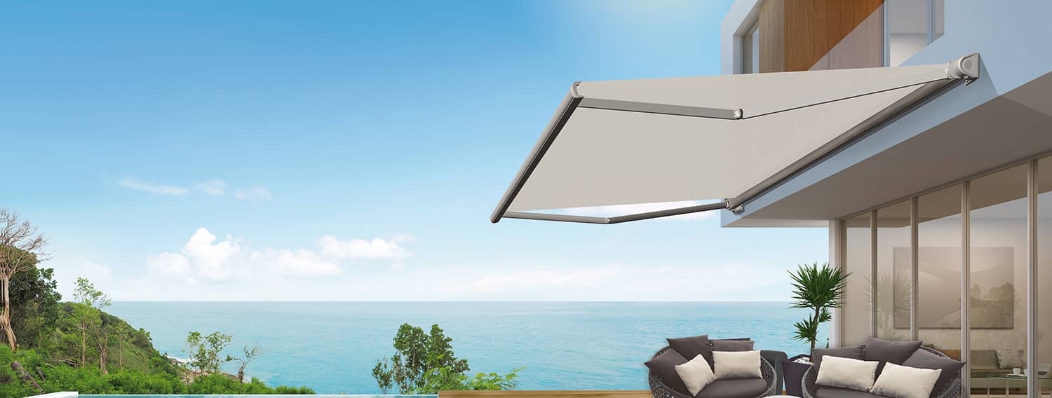 Llaza Storbox Gama Retractable lateral arm awning